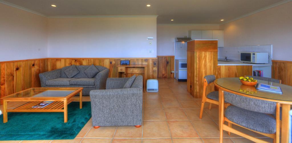 Islander Lodge Apartments Burnt Pine Kamer foto